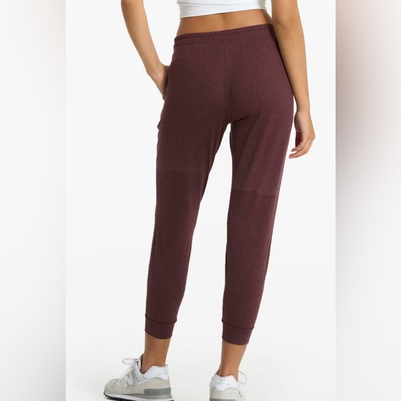 Vuori Women's Performance Jogger Ruby Heather VW303 Size Medium - Picture 5 of 14